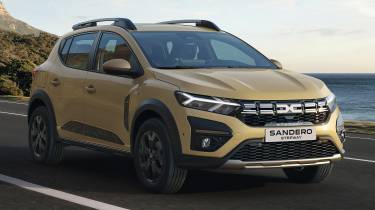 Dacia Sandero Stepway in Safari Beige - front 